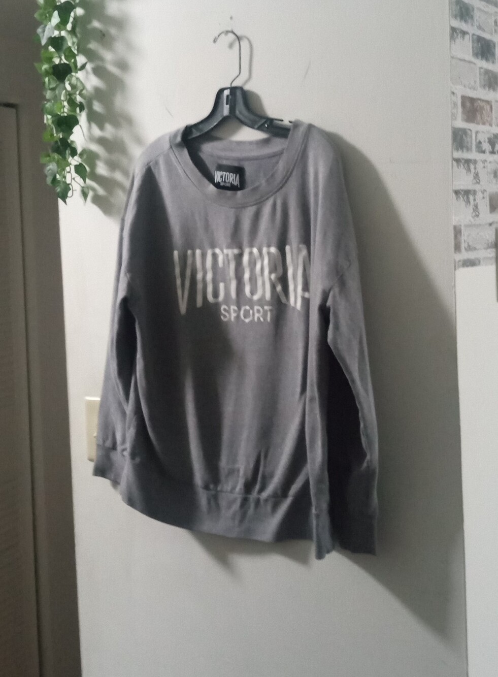 Victoria Secret Sport Sweatshirt Size Large